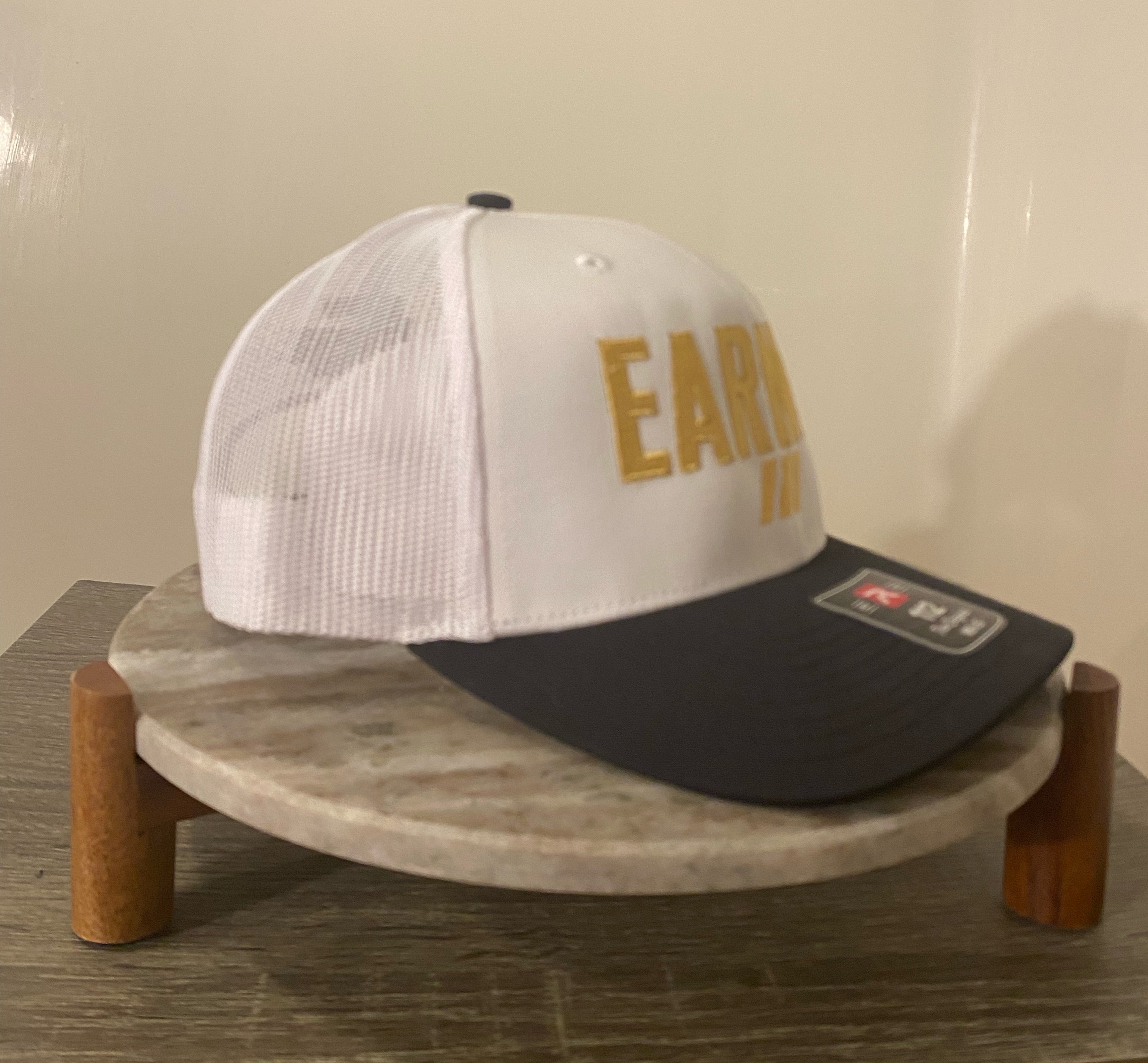 Earned | Gold/White