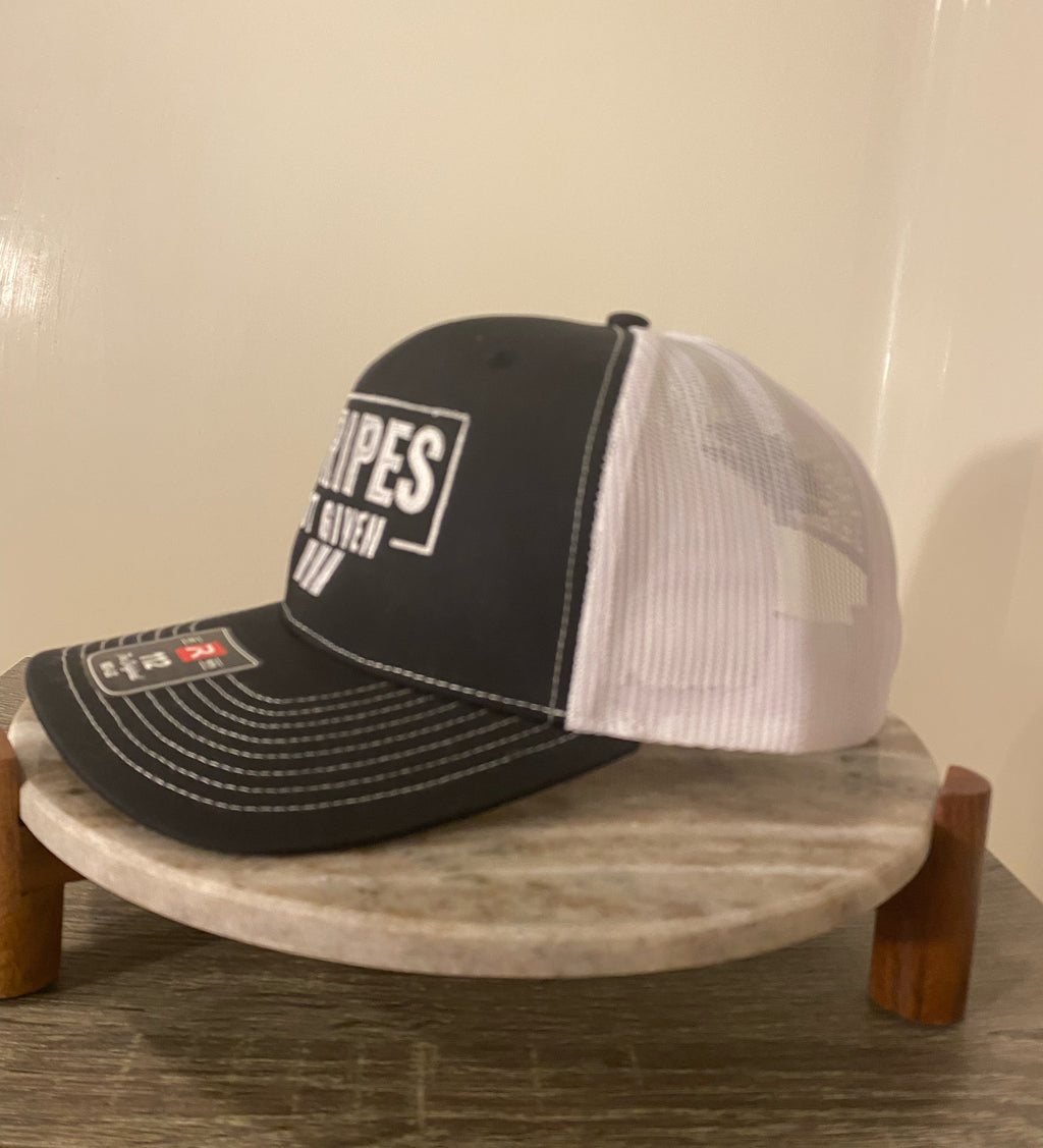 Stripes Not Given | White/Black